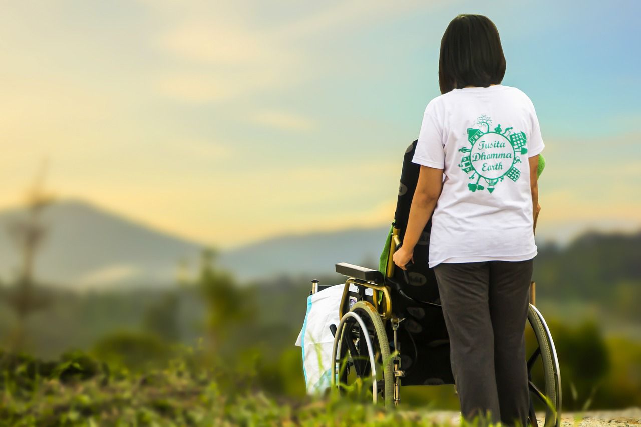 Home Nurse in Mangalore with Elderly